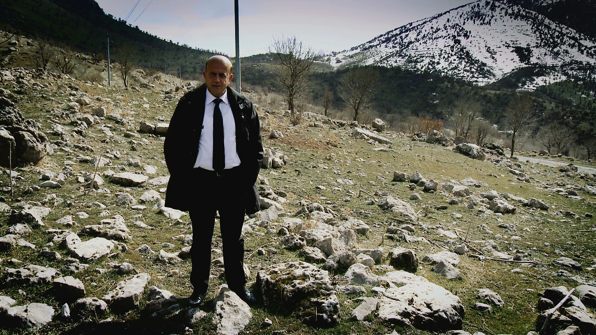 SHORESH HAJI MUSTAFA RASOOL relates the nightmare of fleeing towards Iran in March 1988 in deep snow, after the Iraqi regimeâ€™s gas attack on the PUK headquarters in the Jafati valley. In the mountains, he saw hundreds of frozen animal carcasses, elderly people abandoned by their relatives and a woman giving birth in the snow. This gave him hope for Kurdistanâ€™s future. 