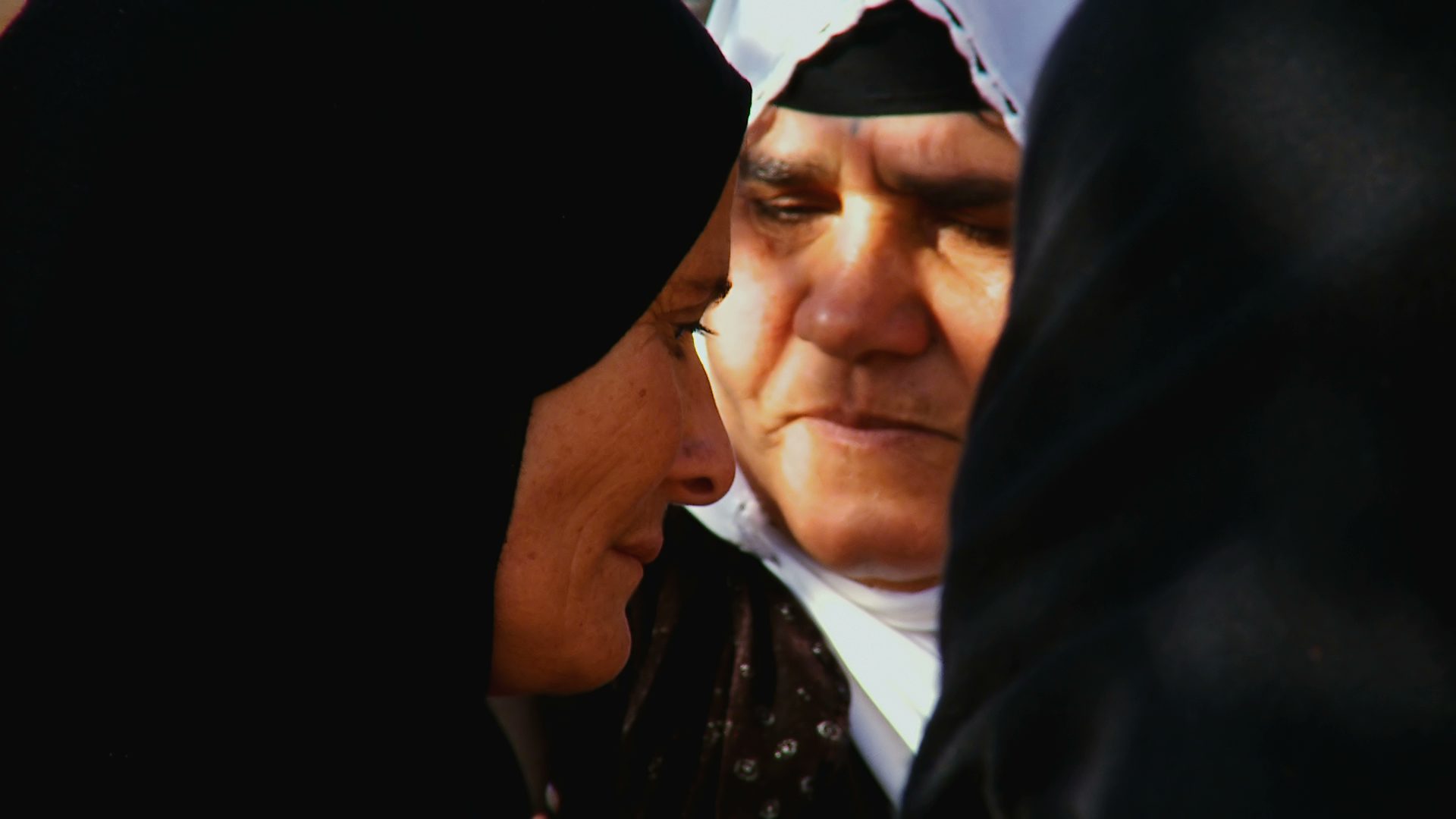After the Third Anfal in 1988, ASMAR MOHAMMED JABAR and many women from Mahabaram village had to survive without their men who had been executed by the Iraqi army. She returned to the village to rebuild her house, brick by brick, and to try to come to terms with her grief.